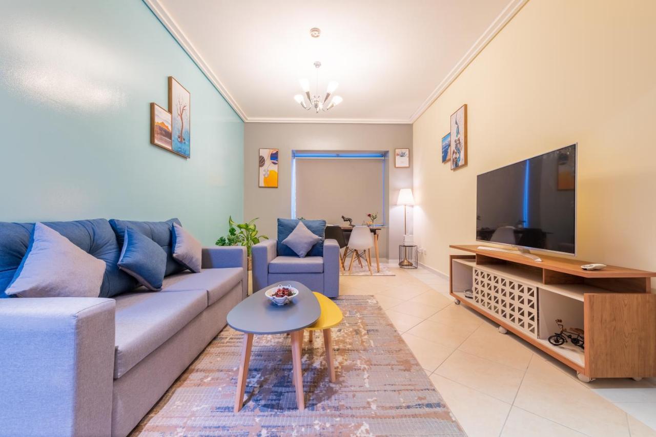Trinity Holiday Homes - Sheikh Zayed Road Near To Financial Center Metro Station دبي المظهر الخارجي الصورة