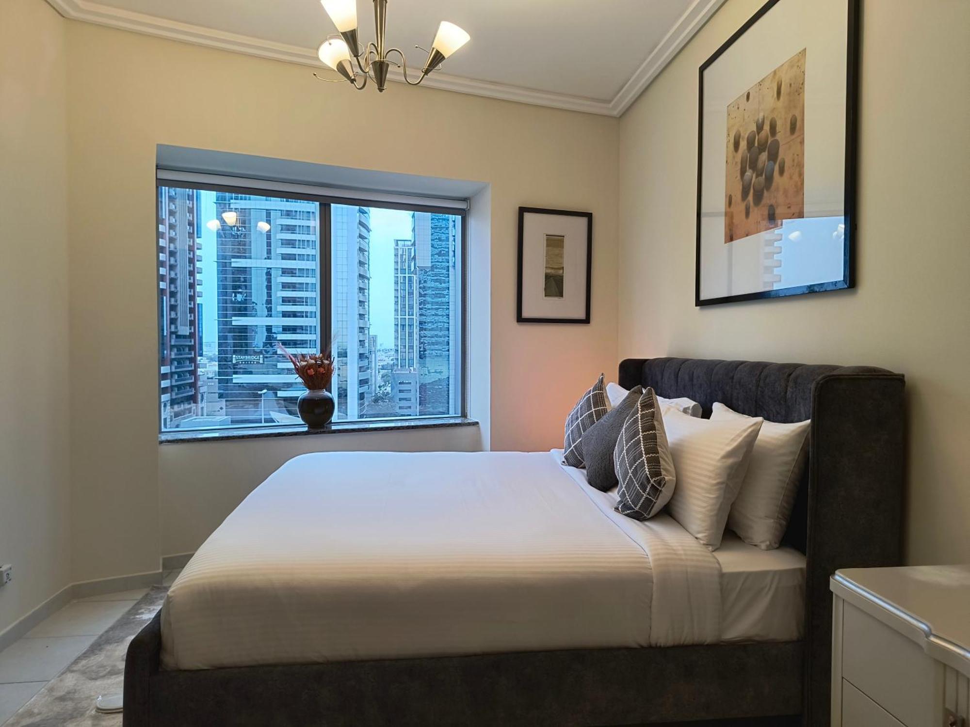 Trinity Holiday Homes - Sheikh Zayed Road Near To Financial Center Metro Station دبي المظهر الخارجي الصورة