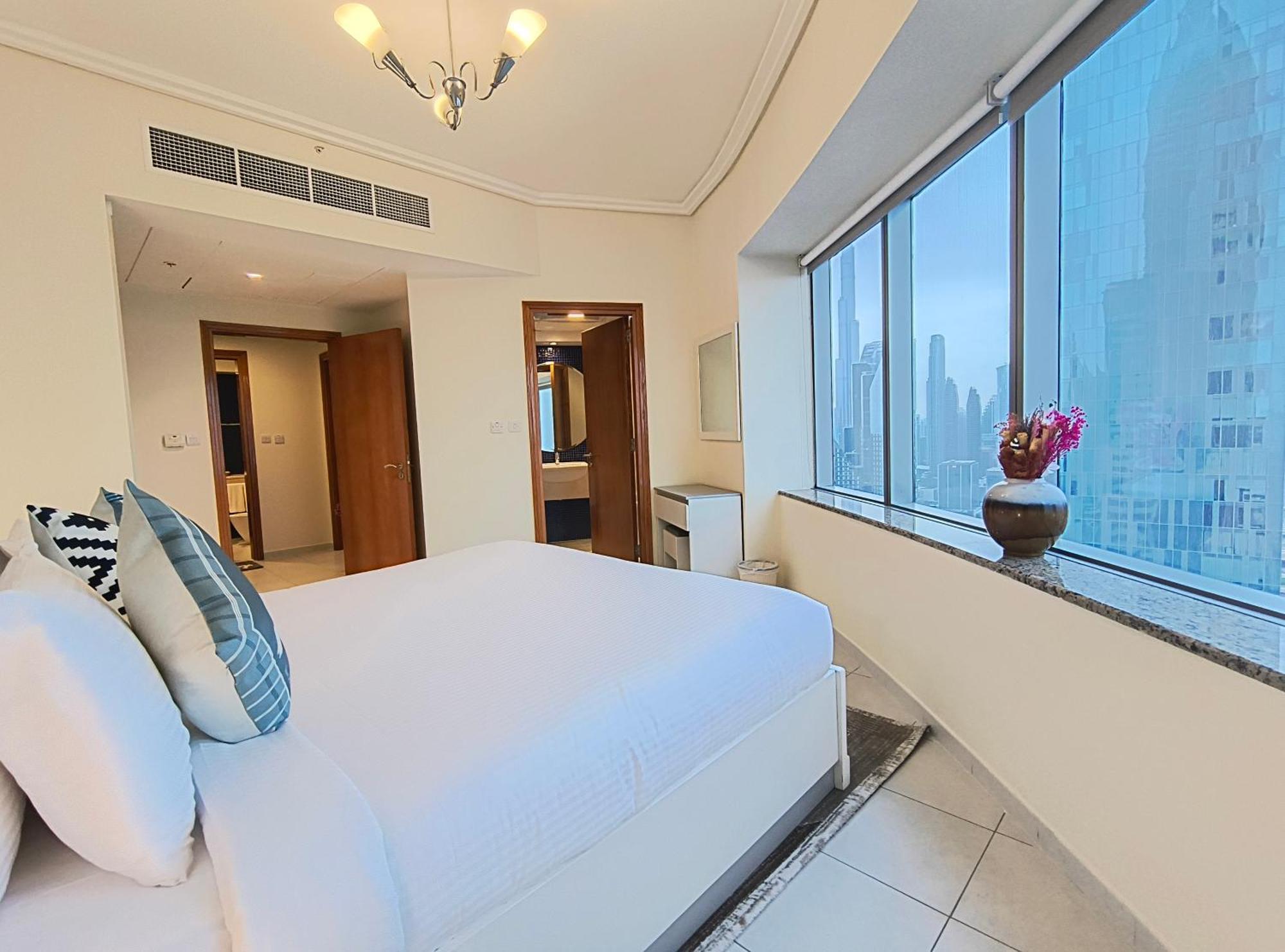 Trinity Holiday Homes - Sheikh Zayed Road Near To Financial Center Metro Station دبي المظهر الخارجي الصورة