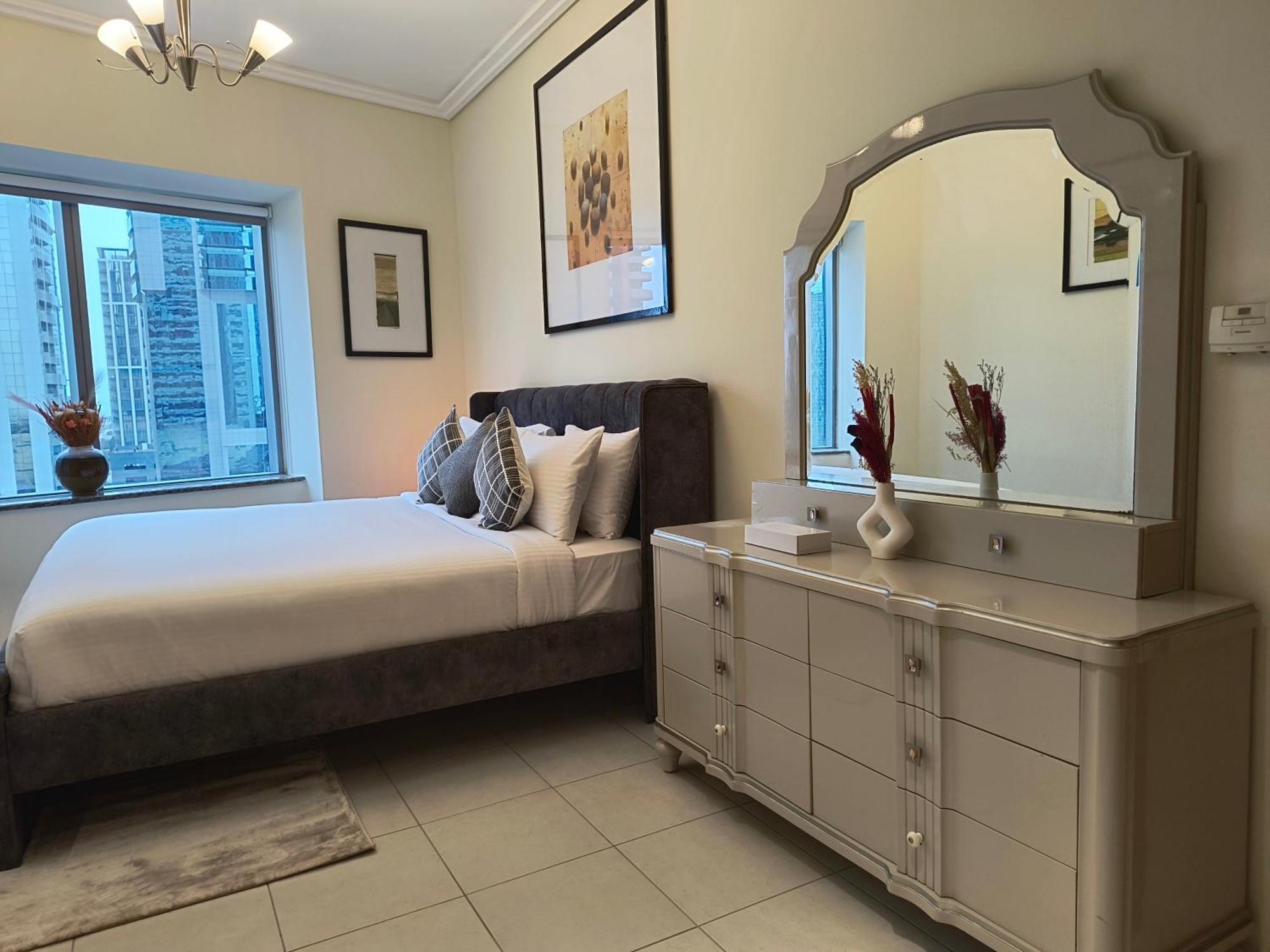 Trinity Holiday Homes - Sheikh Zayed Road Near To Financial Center Metro Station دبي المظهر الخارجي الصورة