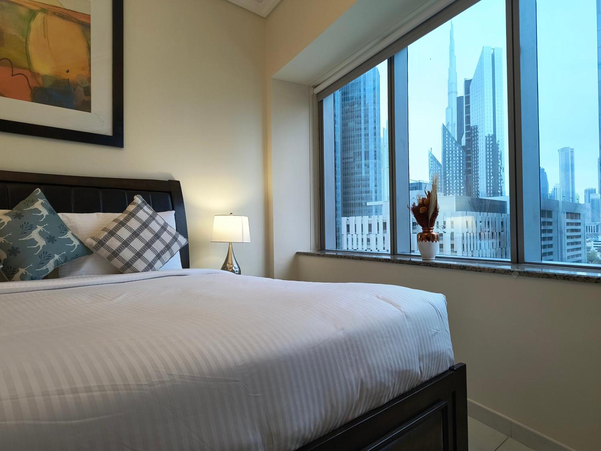 Trinity Holiday Homes - Sheikh Zayed Road Near To Financial Center Metro Station دبي المظهر الخارجي الصورة