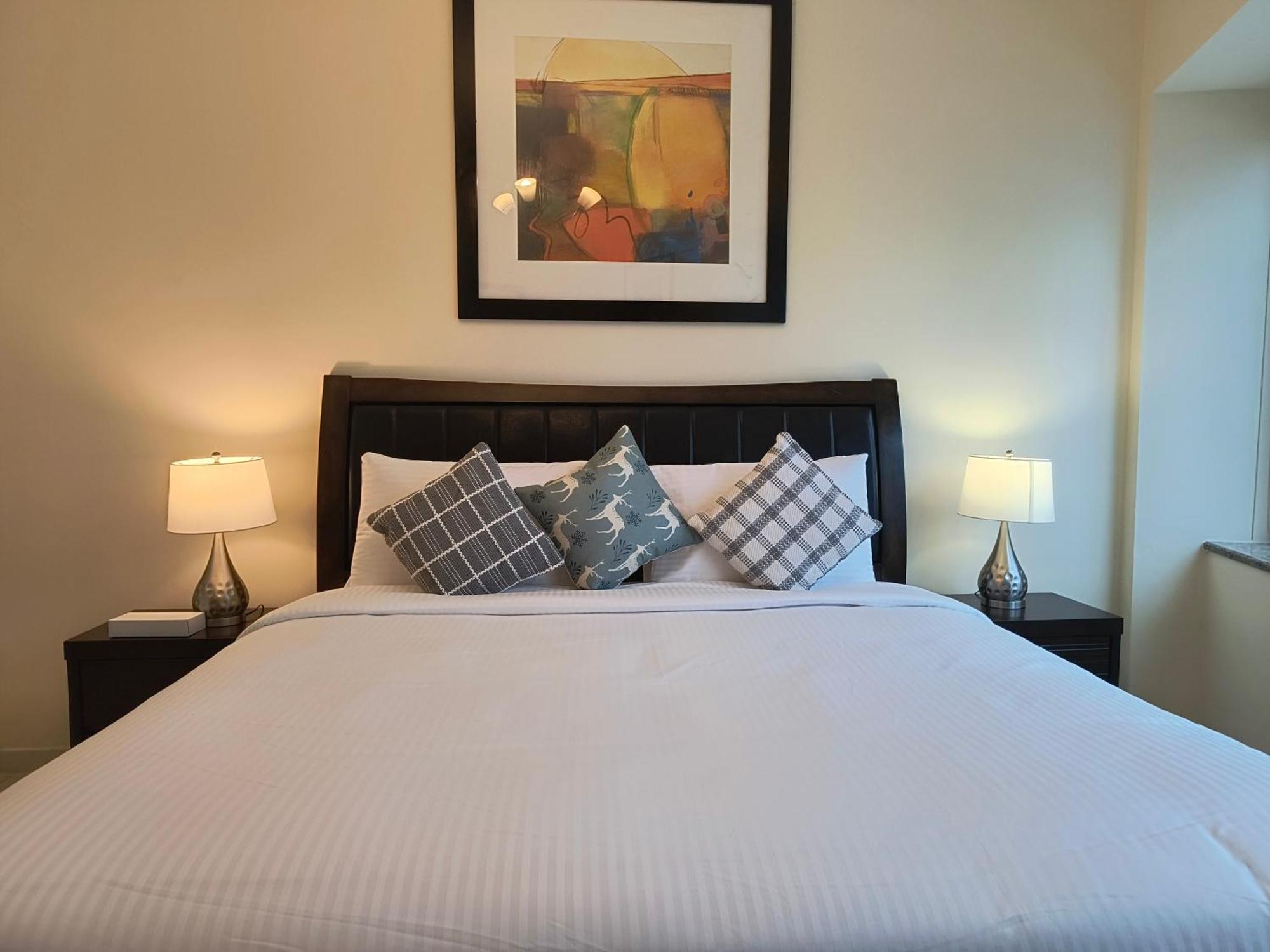 Trinity Holiday Homes - Sheikh Zayed Road Near To Financial Center Metro Station دبي المظهر الخارجي الصورة